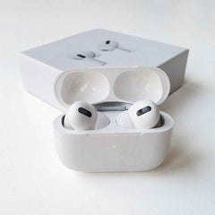 InPods 13 With Wireless Charging Case Earphone
