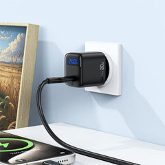 Acefast charger for device charging