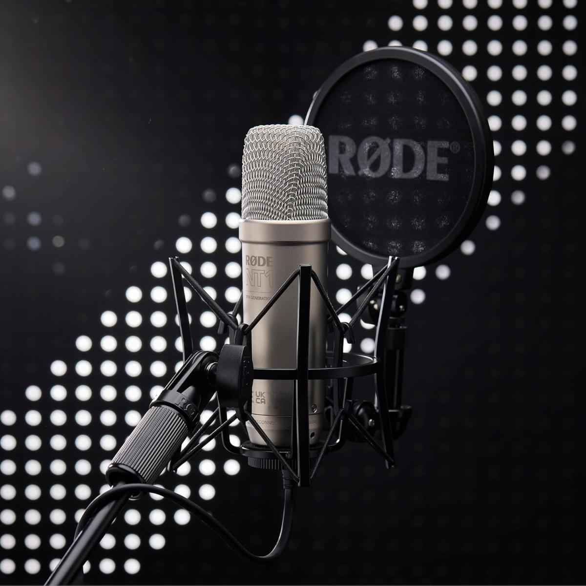 Rode NT1 5th Generation Condenser Microphone with SM6 Shockmount and Pop Filter,Silver | NT15thSlv |