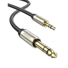 UGREEN cables for device connectivity
