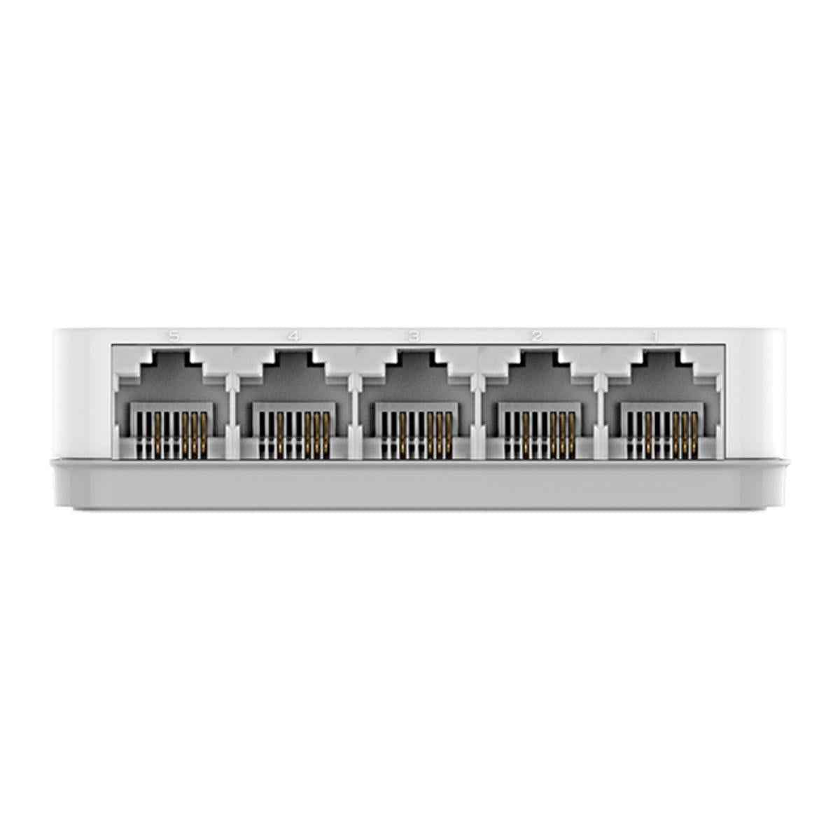 D-Link DES-1005C 5-Port 10/100 Mbps Unmanaged Desktop Switch