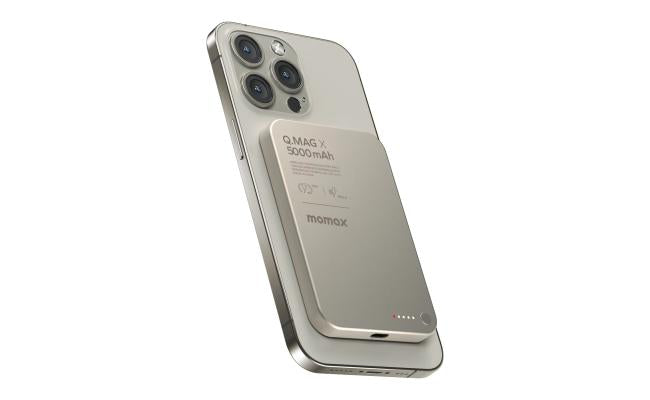 Momax wireless power bank for device charging