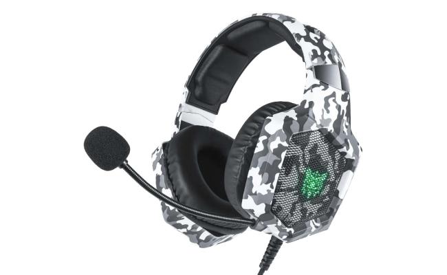 Onikuma K8 Wired Stereo Gaming Headphones with Mic Led Lights White with headset