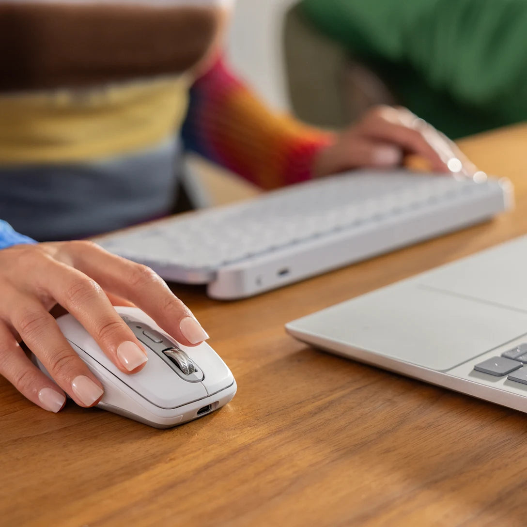 Logitech Mx Anywhere 3s Compact Wireless Mouse Pale Grey Logitech Mx Anywhere 3s Compact Wireless Mouse Pale Grey
