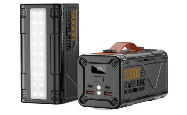 WiWU WI - P029 Armor 100W 50000mAh Power Bank multiple devices with laptop