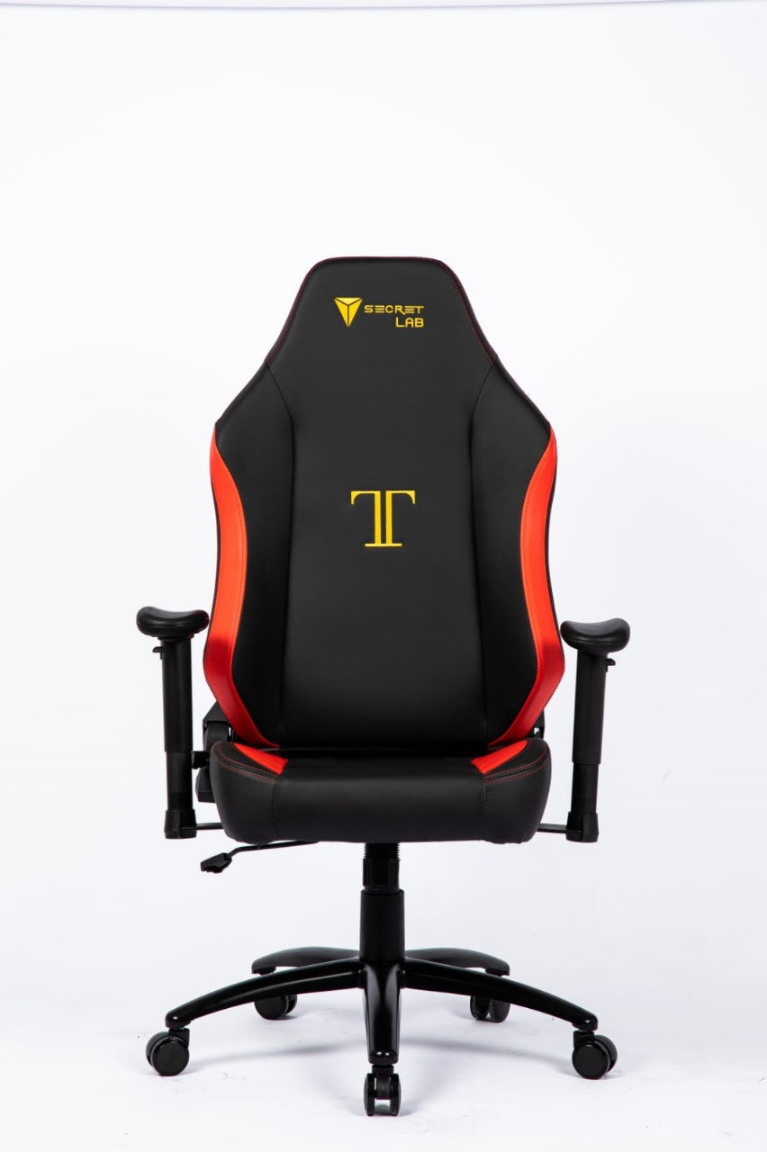 Secretlab 7002 SC TITAN Gaming Chair
