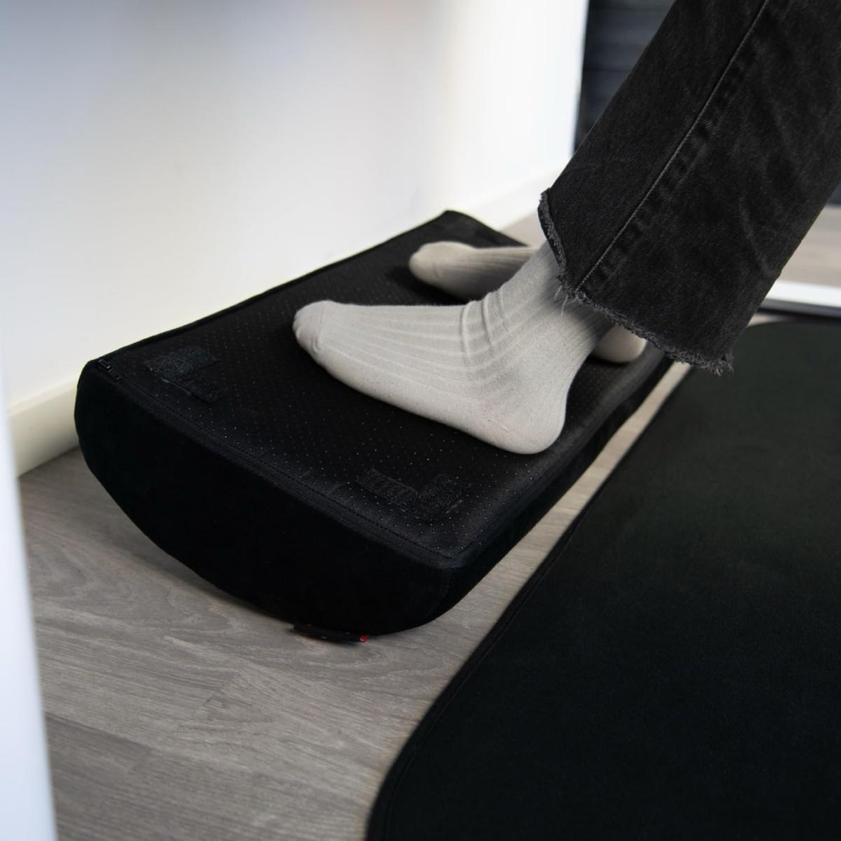 Arozzi Footrest For Under Desk Comfort And Healthy Position For Your Feet While Gaming Or Working For Long Hours Black Arozzi Footrest For Under Desk Comfort And Healthy Position For Your Feet While Gaming Or Working For Long Hours Black